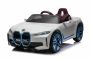BMW i4 Elektromos játékautó ,fehér, 2,4 GHz-es  távirányító, USB / AUX / Bluetooth csatlakozás, lengéscsillapított hátsó felfüggesztés , 12V akkumulátor, LED világítás, 2 X MOTOR, EREDETI licensz