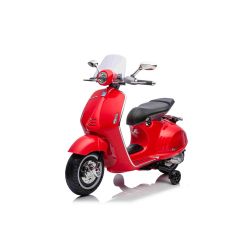 Vespa 946 elektromos motorkerékpár hátramenettel, piros, segédkerekekkel, Licencelt, 2x 6V Akku, 2x 30W Motor, Bőr ülés, MP3 lejátszó USB bemenettel