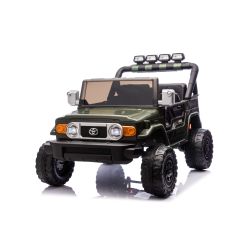 Elektromos Toyota FJ Cruiser XXL autó 4x4 hajtással, licencelt (Kétszemélyes), zöld, Hordozható lítium akkumulátorral, Magas alvázzal, Két üléssel, Hátsó tengely rugózással, 2,4 GHz-es távirányítóval, MP3 lejátszóval Bluetooth kapcsolattal, LED lámpával